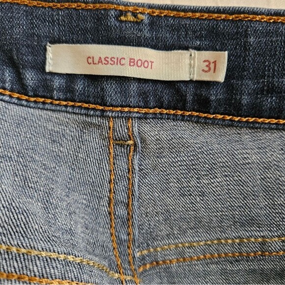 Levi's Jeans Women's 31 (30x29.5) Classic Bootcut Mid Rise Dark Stretch EUC - Picture 2 of 10